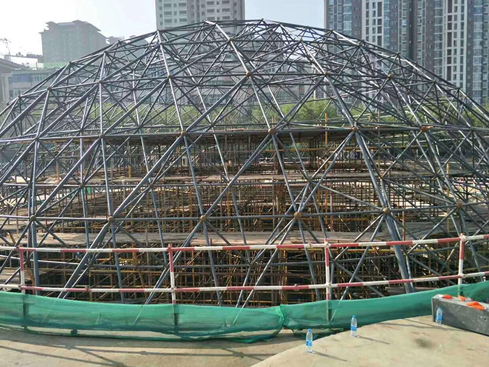 湖北网架钢结构工程有限公司
